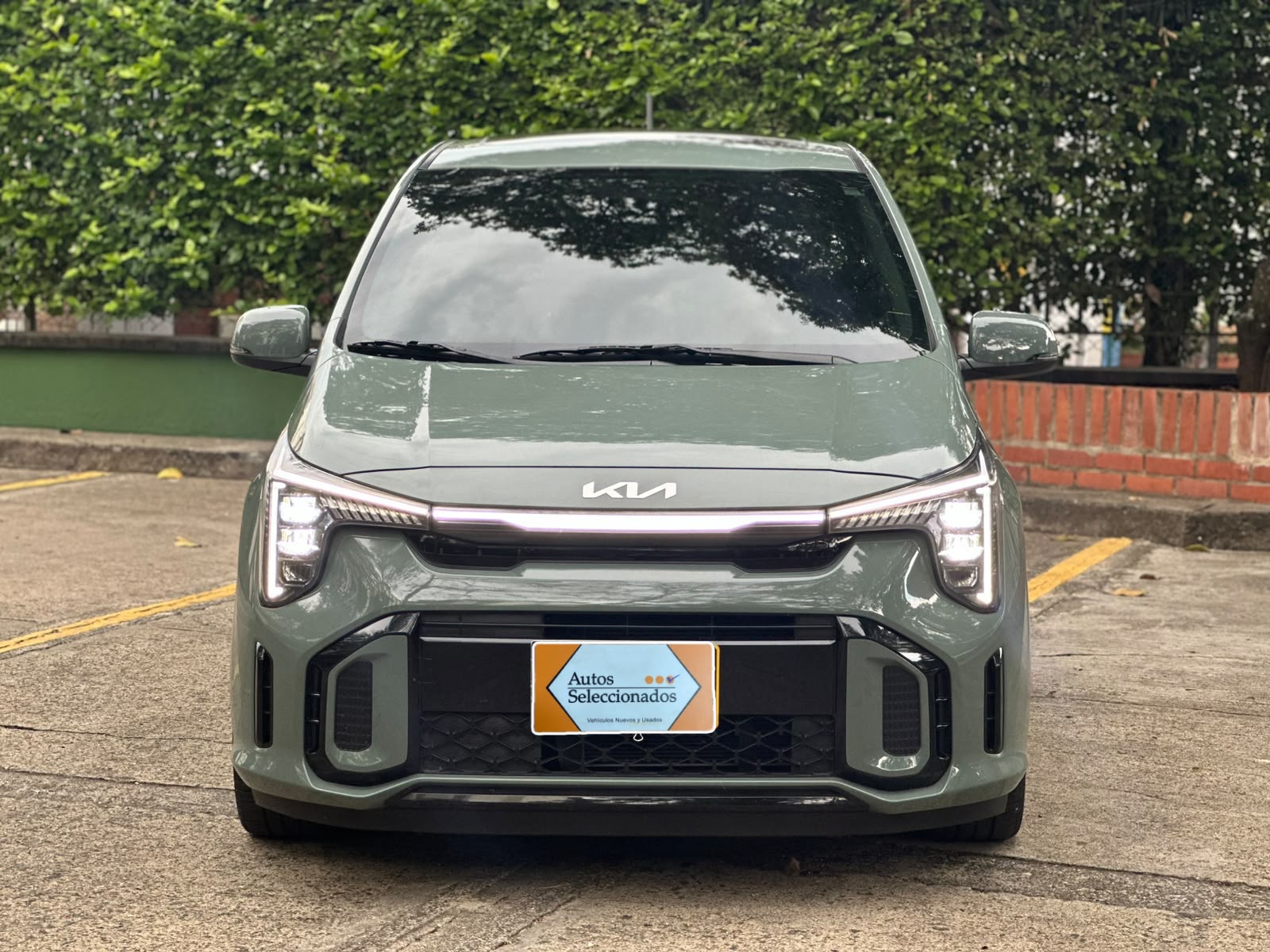 KIA PICANTO GT LINE AT 1250 CC 6AB ABS AA R15 2025