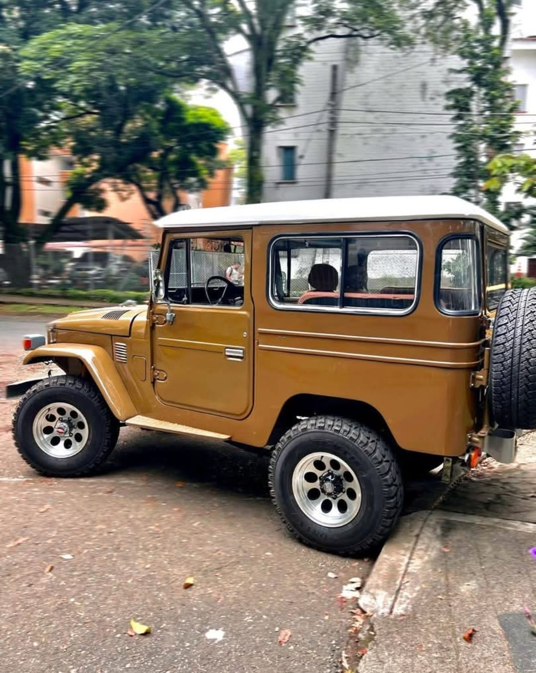 TOYOTA LAND CRUISER FJ40 MT 4200CC CORTO LONA 1978