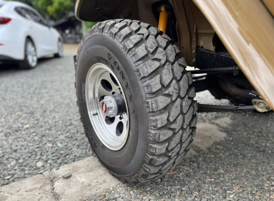 TOYOTA LAND CRUISER FJ40 MT 4200CC CORTO LONA 1978