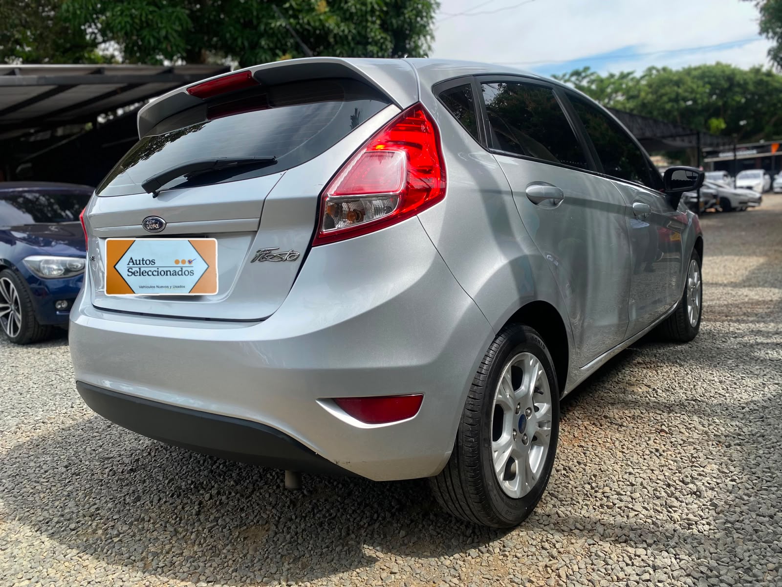 FORD FIESTA HATCHBACK SE MT 1600CC 5P 2016