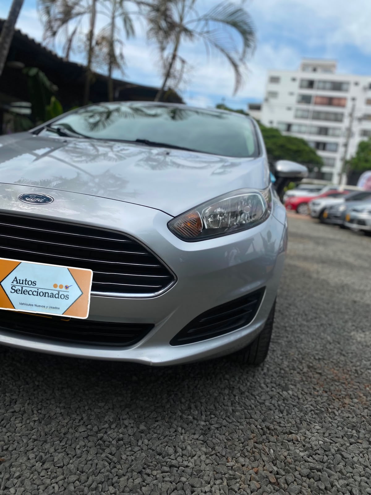 FORD FIESTA HATCHBACK SE MT 1600CC 5P 2016