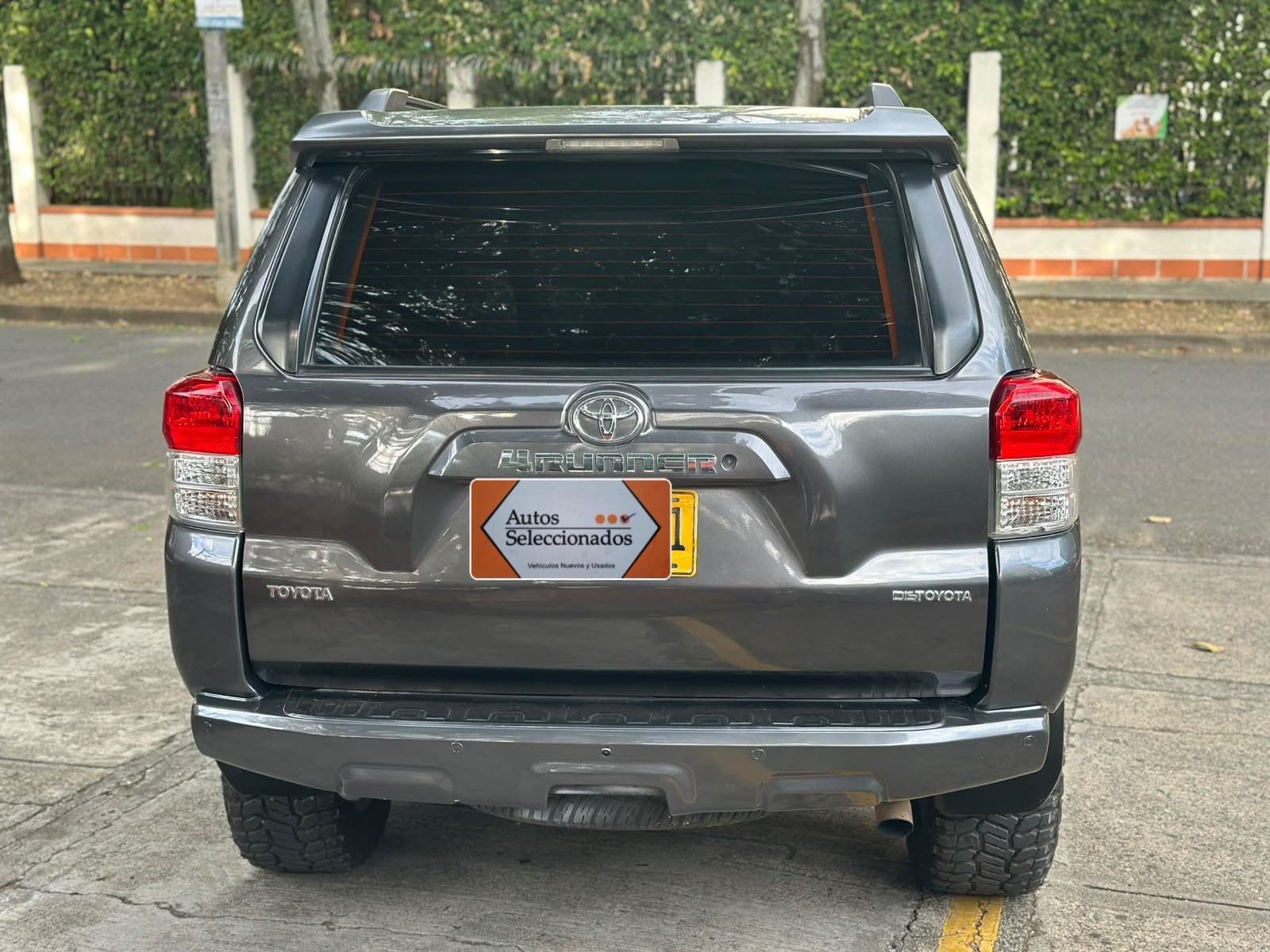 TOYOTA 4RUNNER SR5 AT 4000CC 2013