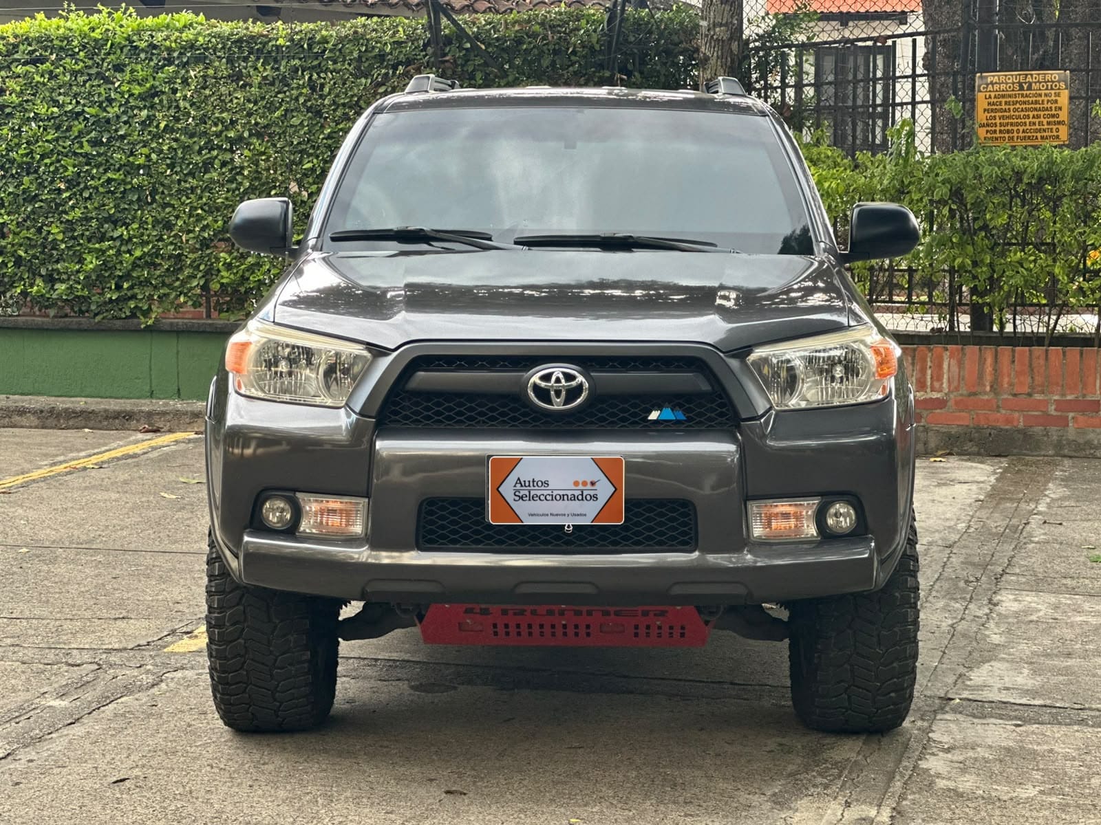 TOYOTA 4RUNNER SR5 AT 4000CC 2013