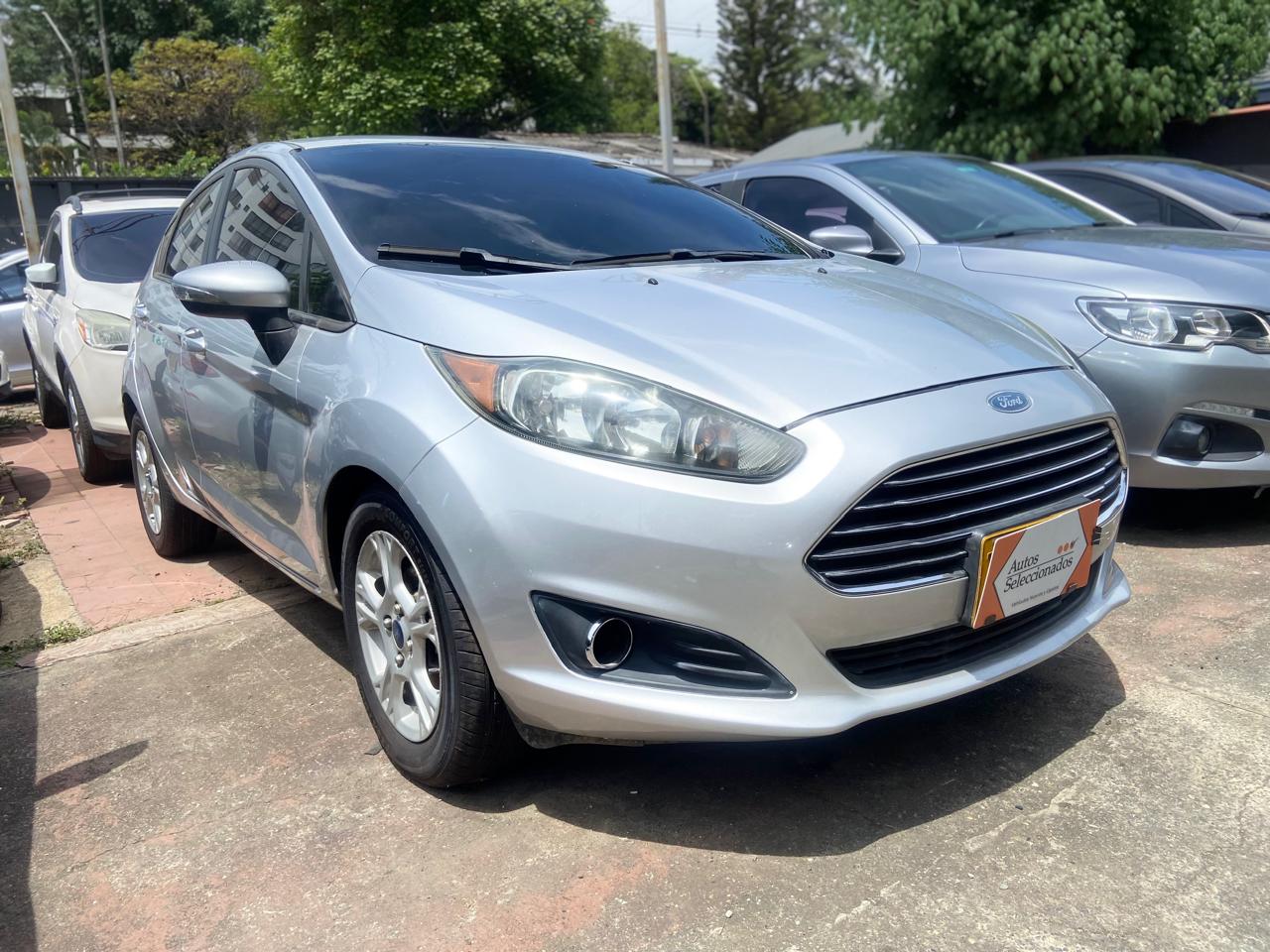 FORD FIESTA HATCHBACK SE MT 1600CC 5P 2016