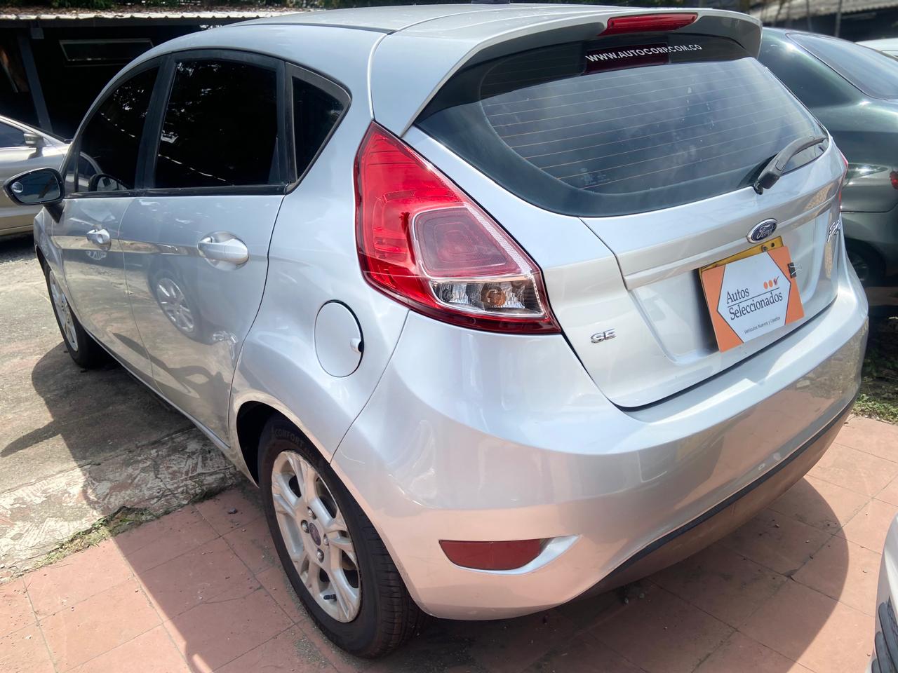 FORD FIESTA HATCHBACK SE MT 1600CC 5P 2016