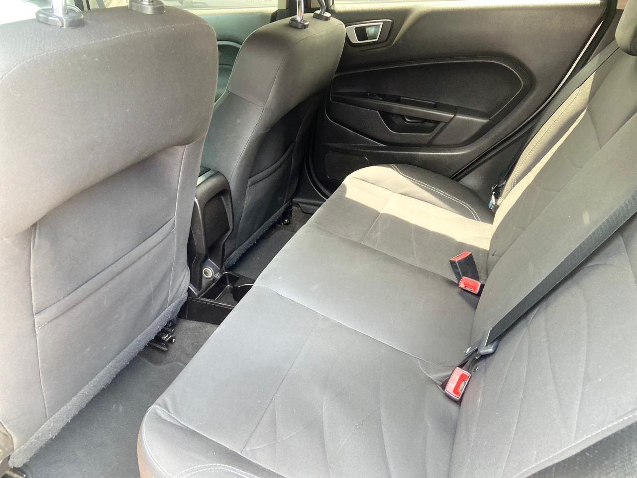 FORD FIESTA HATCHBACK SE MT 1600CC 5P 2016