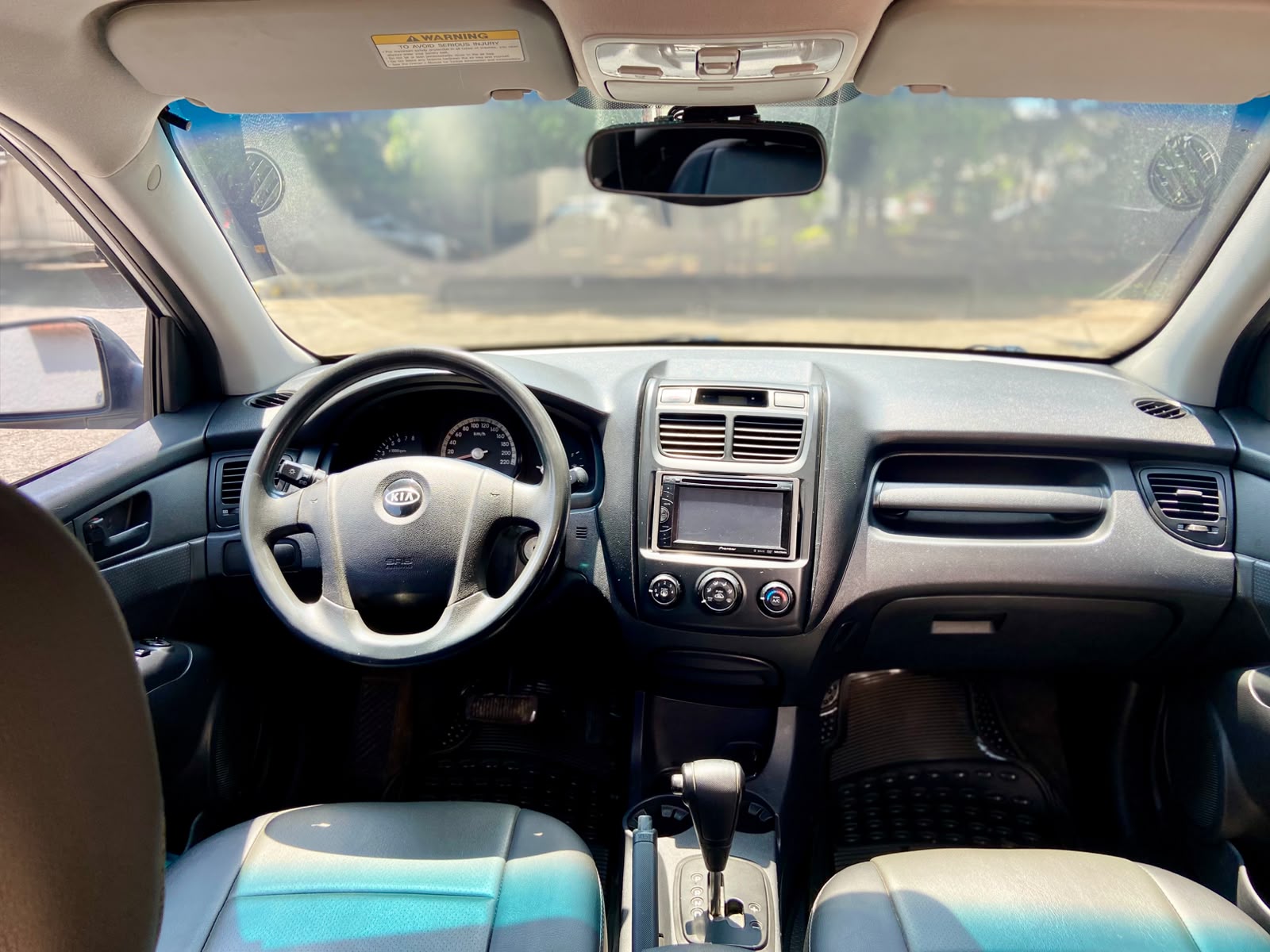 KIA SPORTAGE FQ 2.0L AT 2000CC AB CT 2011
