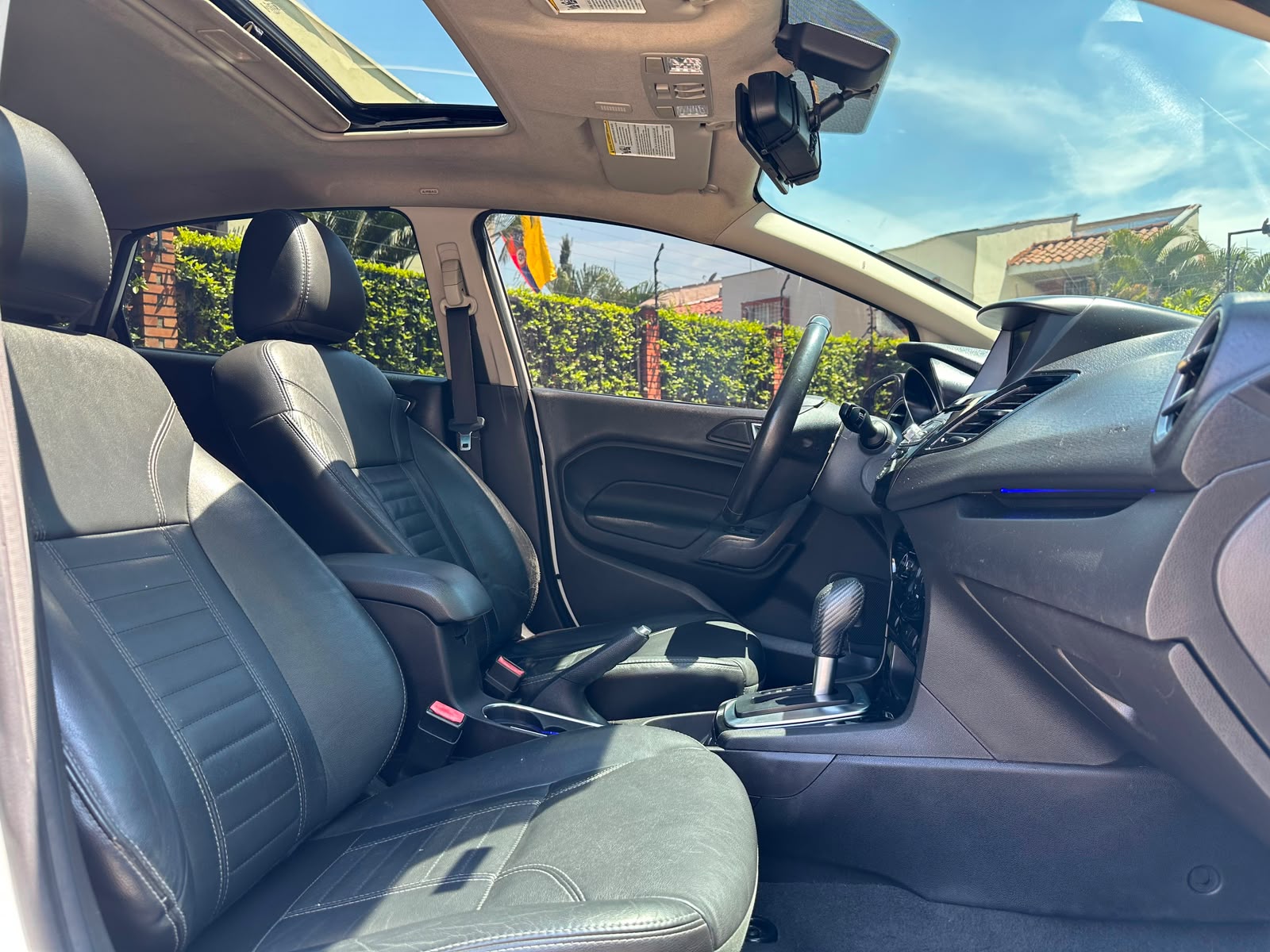 FORD FIESTA SPORTBACK TITANIUM TP 1600CC 4P 2015