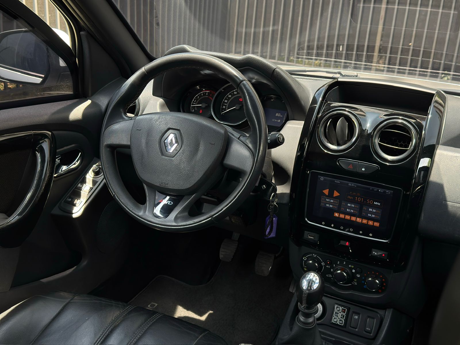 RENAULT DUSTER DYNAMIQUE/INTENS MT 2000CC 4X4 2019