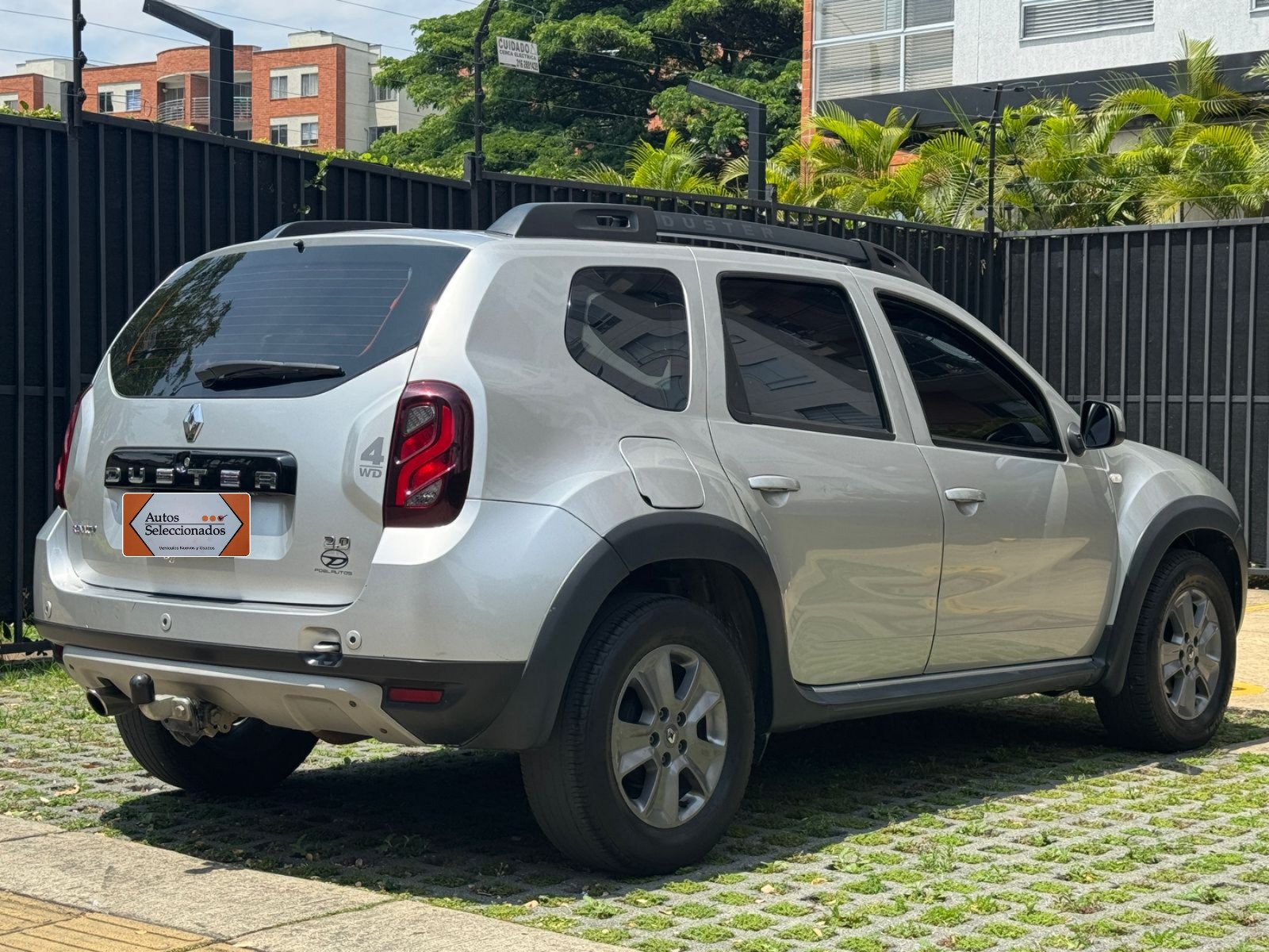 RENAULT DUSTER DYNAMIQUE/INTENS MT 2000CC 4X4 2019