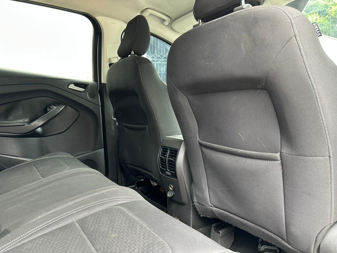 FORD ESCAPE SE TP 2000CC 4X4 2017