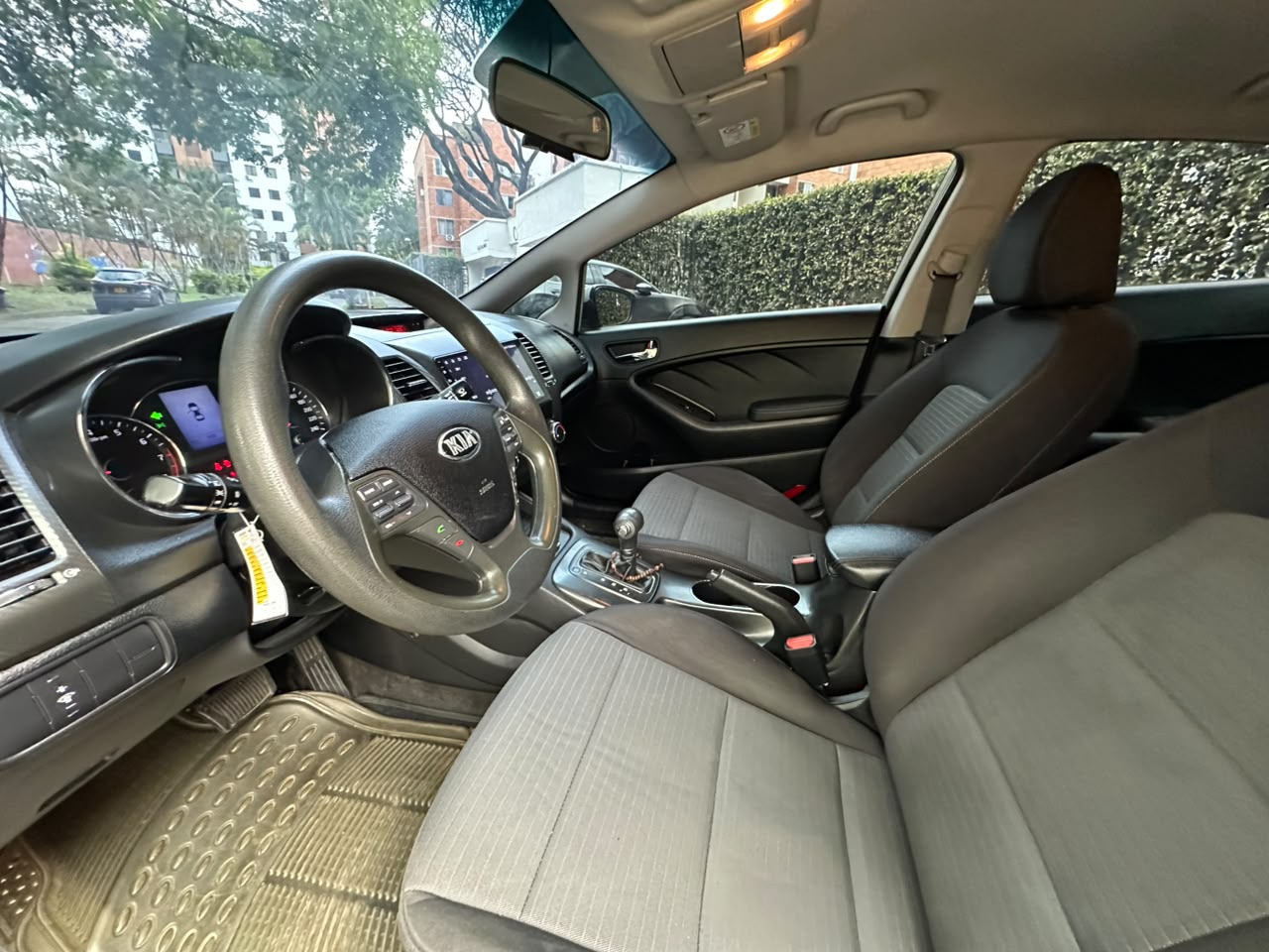 KIA CERATO PRO 1.6L TP 1600CC 4P 2AB 2015