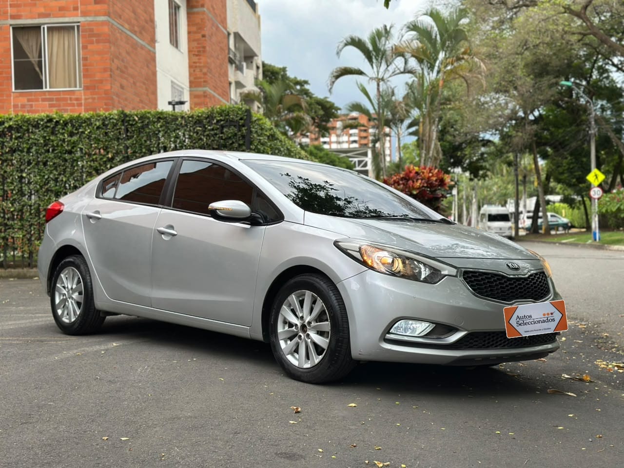 KIA CERATO PRO 1.6L TP 1600CC 4P 2AB 2015