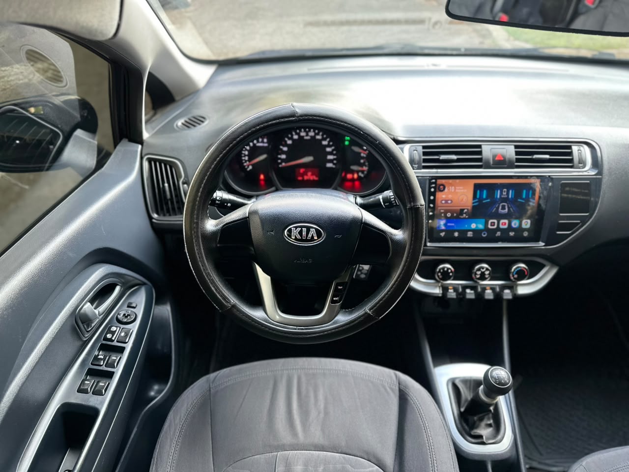 KIA RIO SPICE 1.2 MT 1200CC 4P 2AB 2016