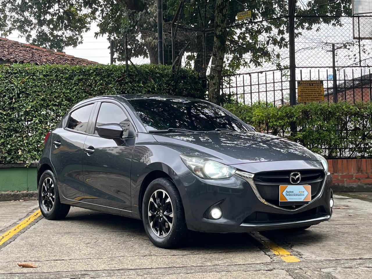 MAZDA 2 TOURING MT 1500CC 2AB 2016