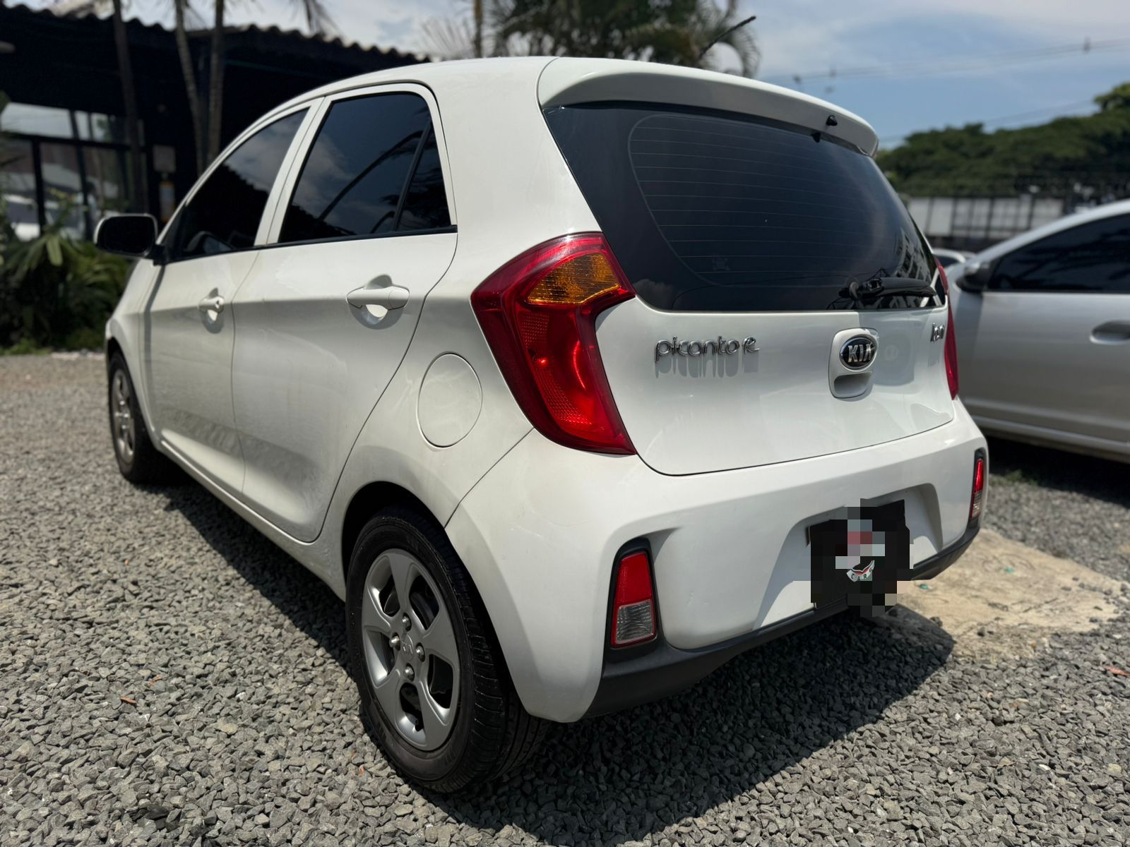 KIA PICANTO ION R 1.25 MT 1200CC AA 2017