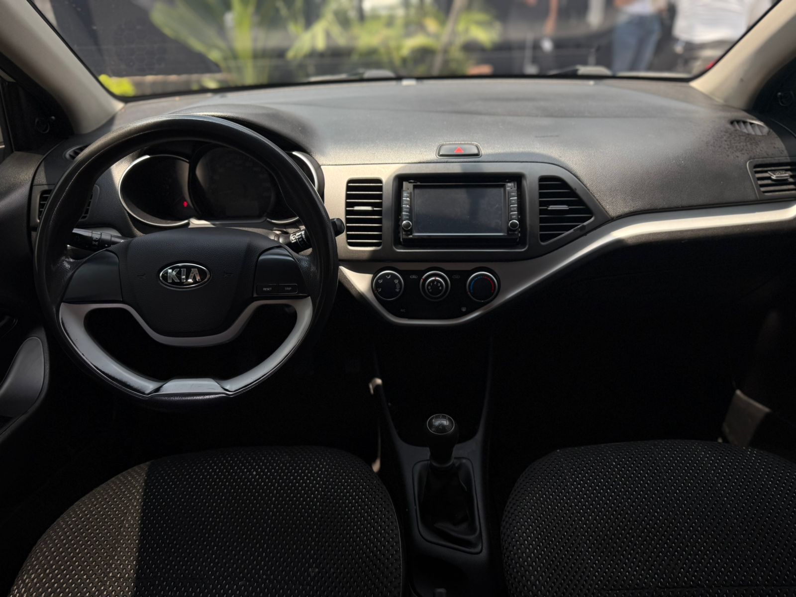 KIA PICANTO ION R 1.25 MT 1200CC AA 2017