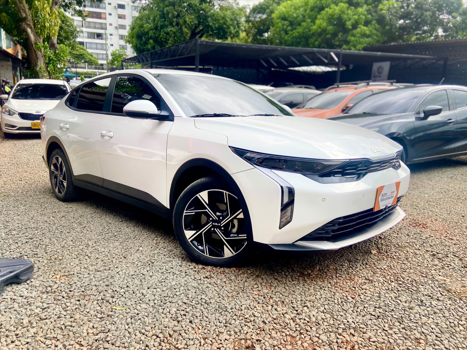 KIA K3 ZENITH AT 1600CC 4P 6AB 2025