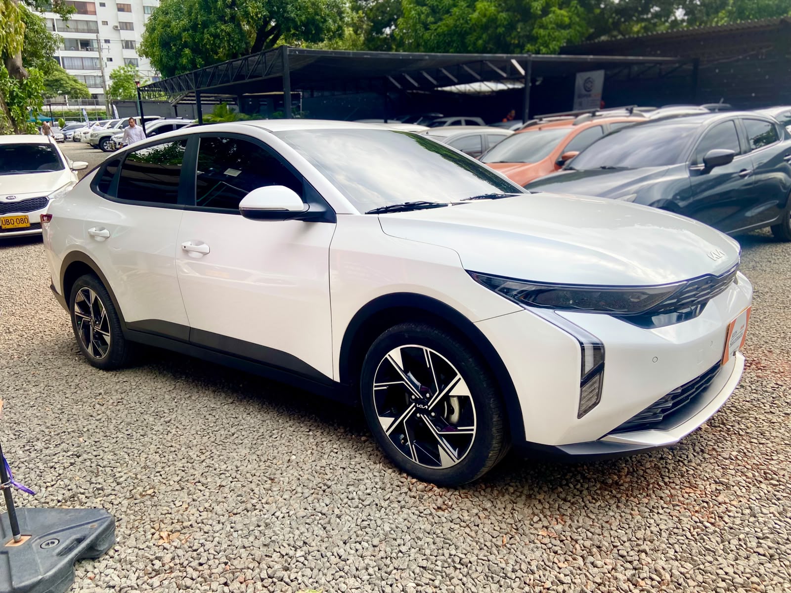 KIA K3 ZENITH AT 1600CC 4P 6AB 2025