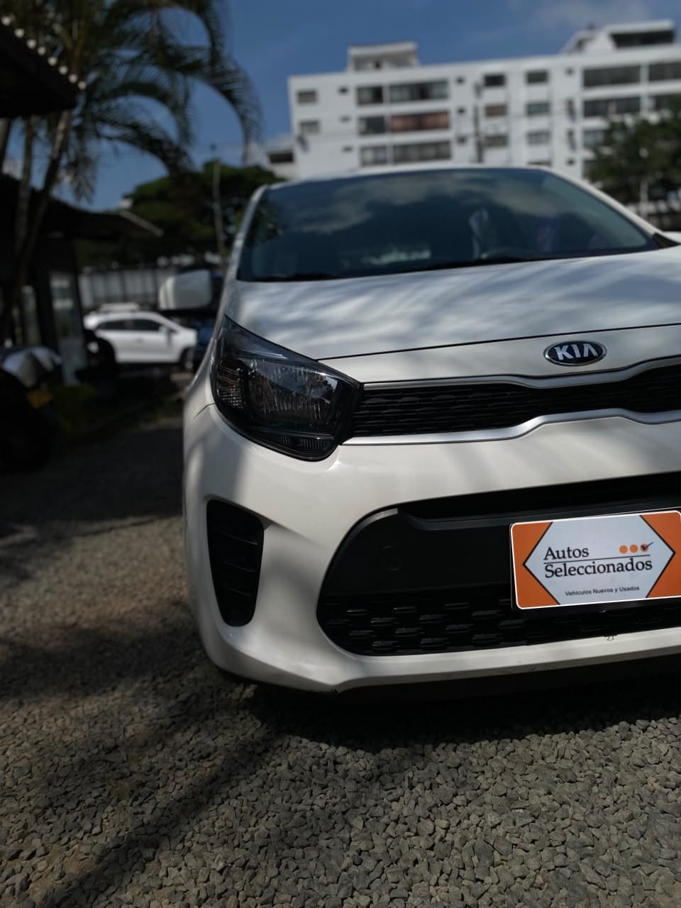 KIA PICANTO VIBRANT AT 1250CC 2AB ABS AA R13 2022