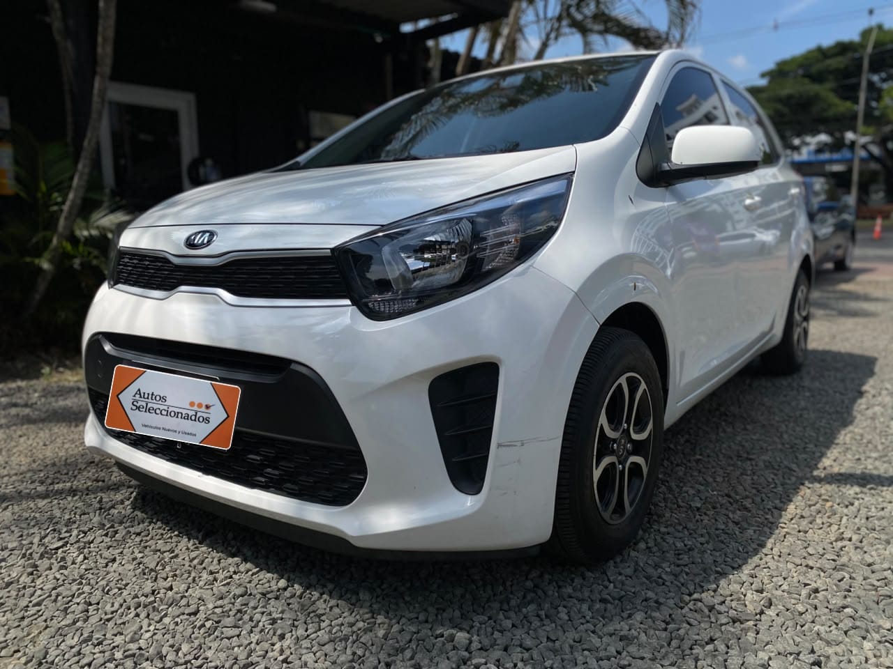 KIA PICANTO VIBRANT AT 1250CC 2AB ABS AA R13 2022