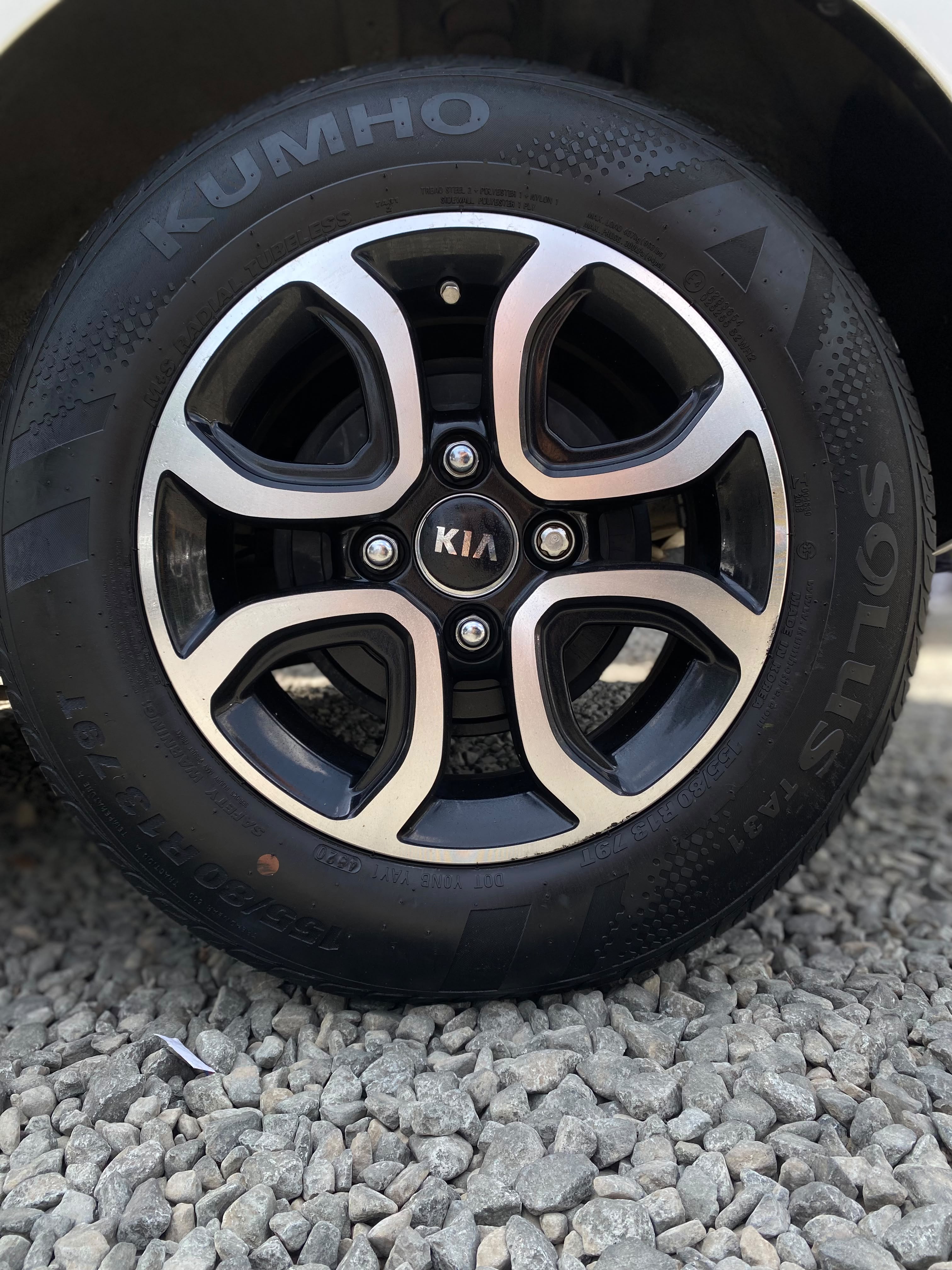 KIA PICANTO VIBRANT AT 1250CC 2AB ABS AA R13 2022