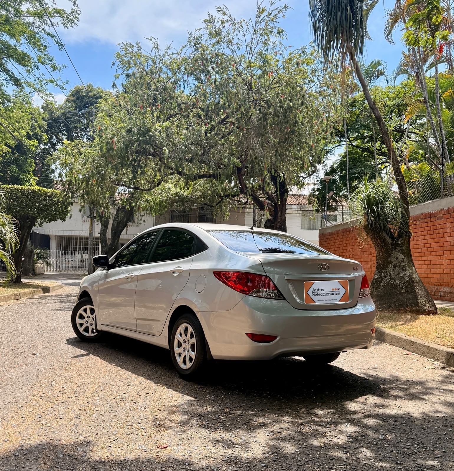 HYUNDAI ACCENT I25 1.6L MT 1600CC 4P AA 2016