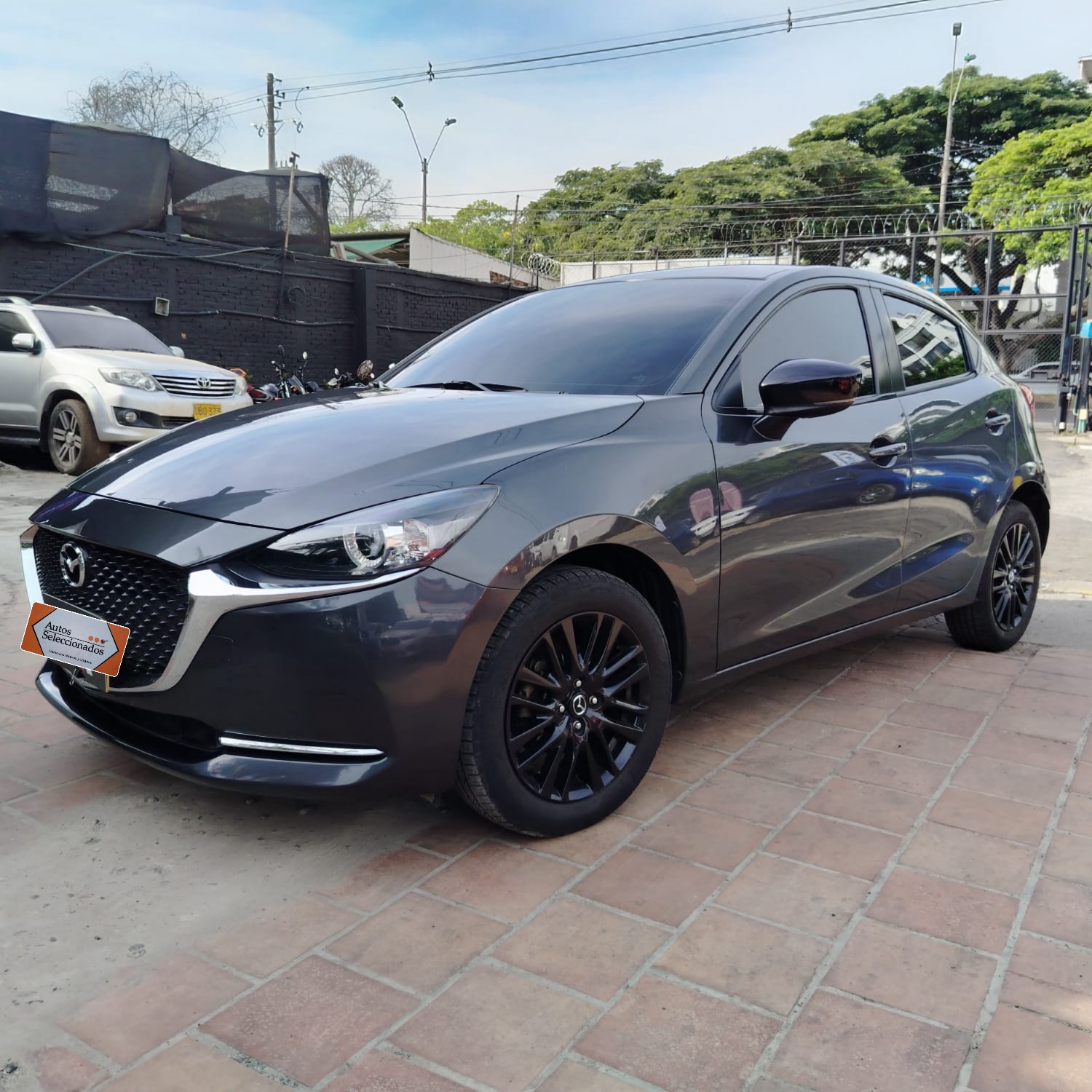 MAZDA 2 TOURING CARBON EDITION AT 1500CC AA 2023