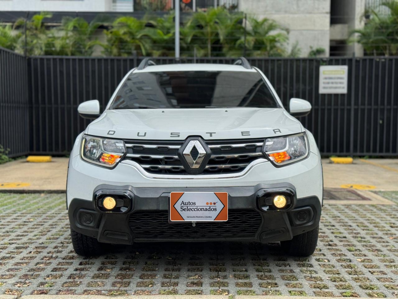 RENAULT DUSTER ZEN + TP 1300CC T 4X2 2022