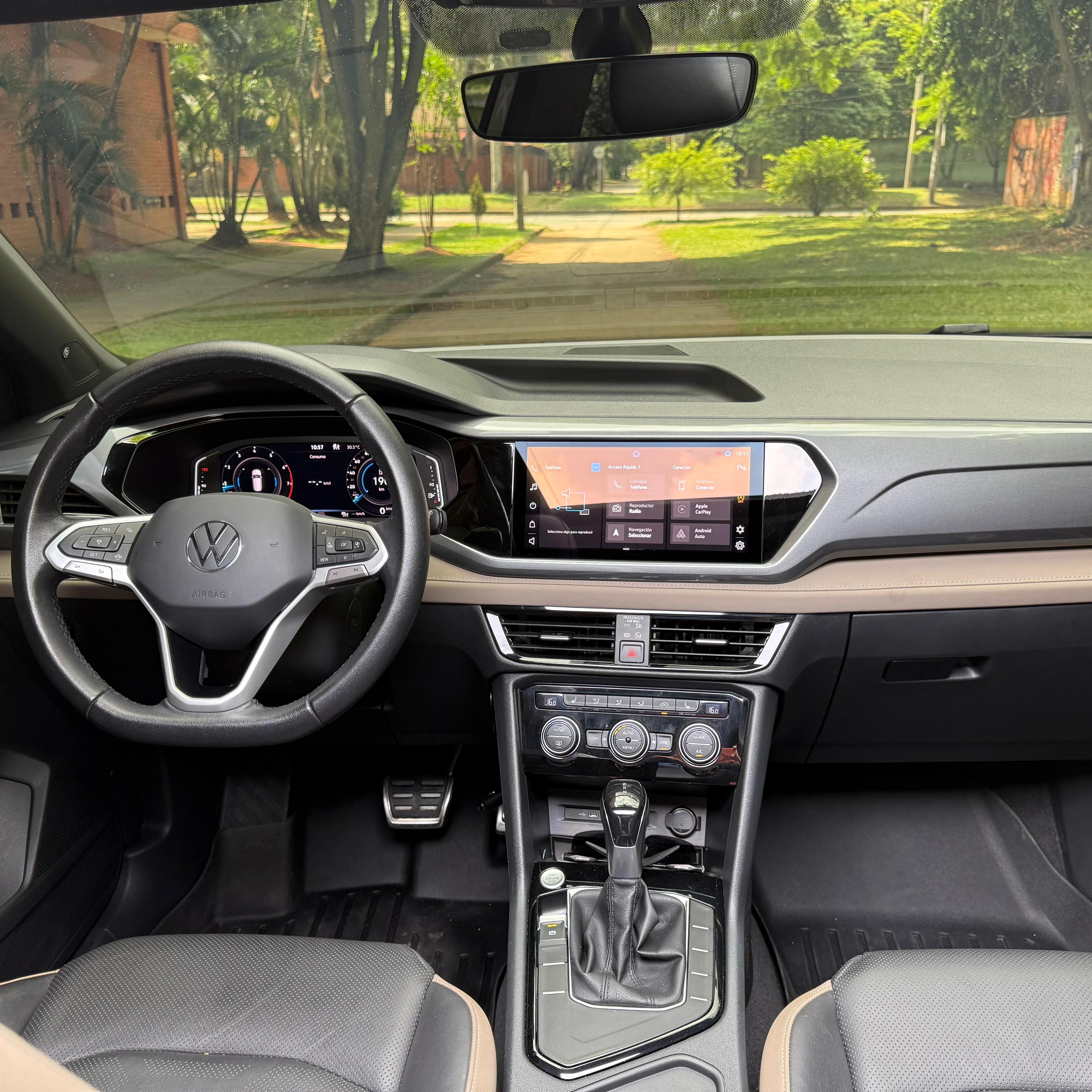 VOLKSWAGEN TAOS HIGHLINE TP 1400CC T 6AB ABS CT 2022