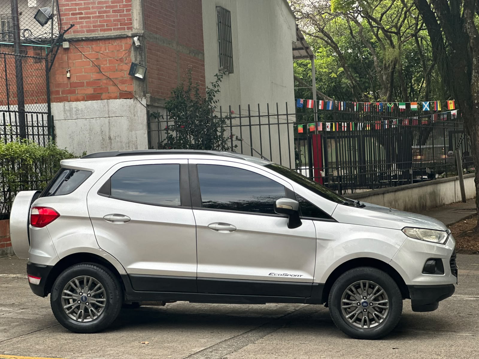 FORD ECOSPORT SE TP 2000CC 4X2 2015