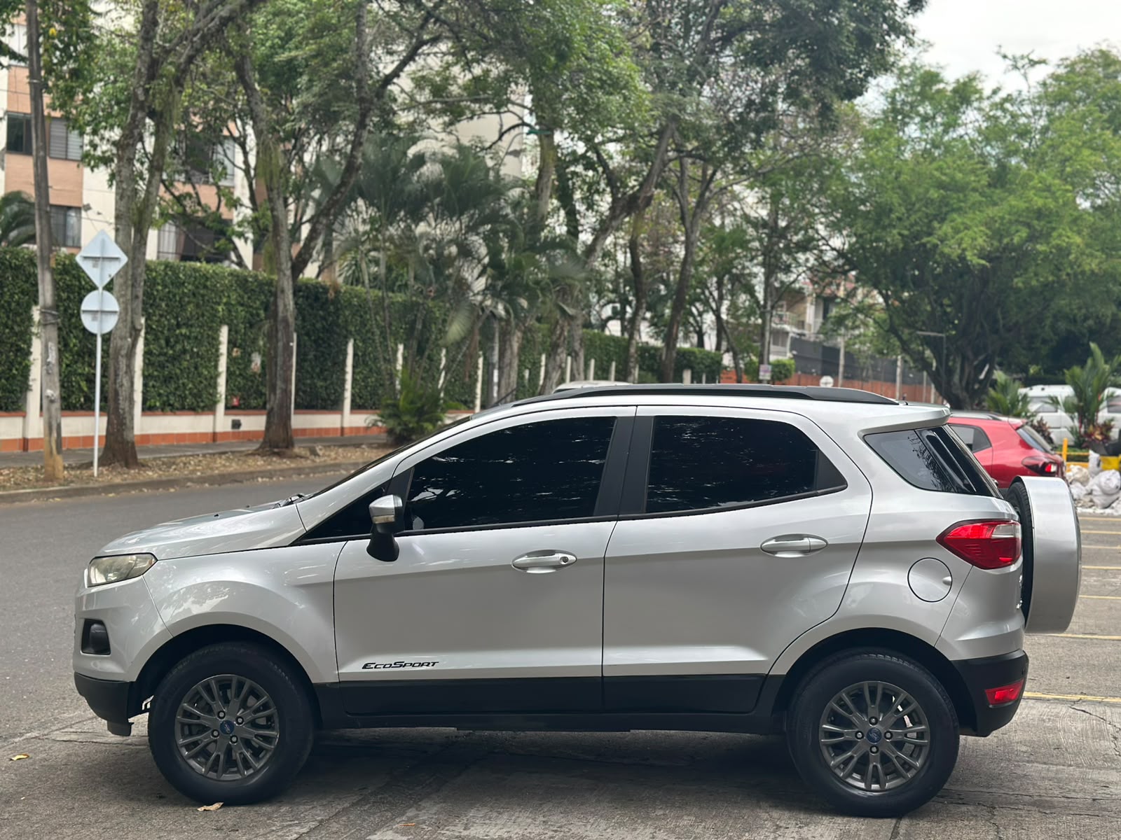 FORD ECOSPORT SE TP 2000CC 4X2 2015