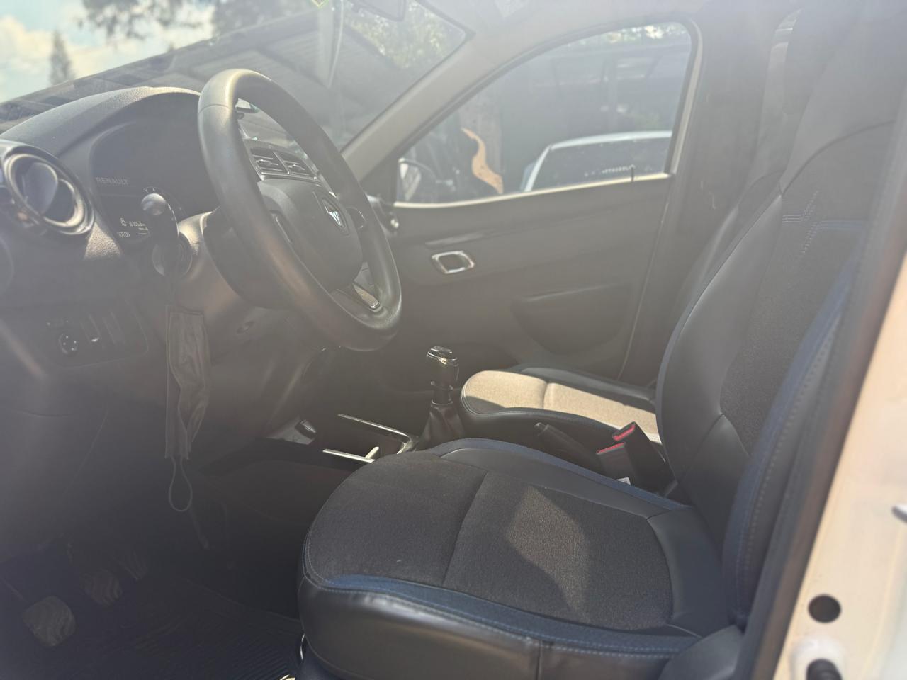 RENAULT KWID OUTSIDER MT 1000CC 12V 4AB ABS 2024