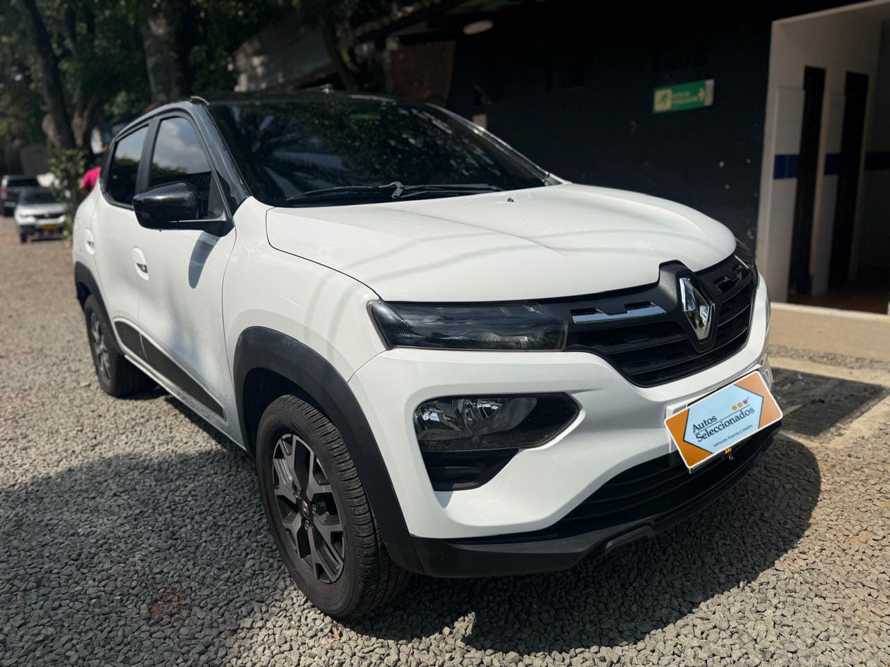 RENAULT KWID OUTSIDER MT 1000CC 12V 4AB ABS 2024