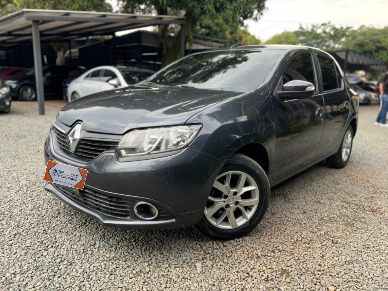 RENAULT LOGAN PRIVILEGE / INTENS TP 1600CC AA 16V 2AB ABS 2016