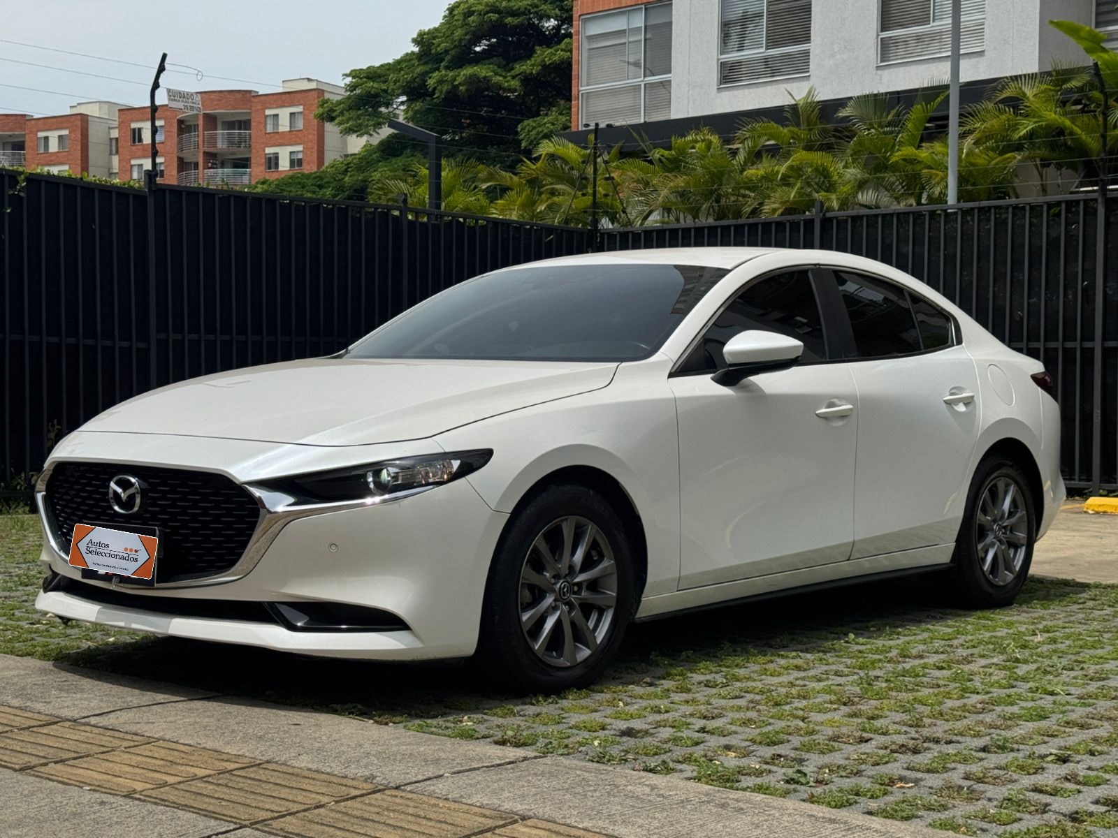 MAZDA 3 TOURING TP 2000CC 7AB 2021