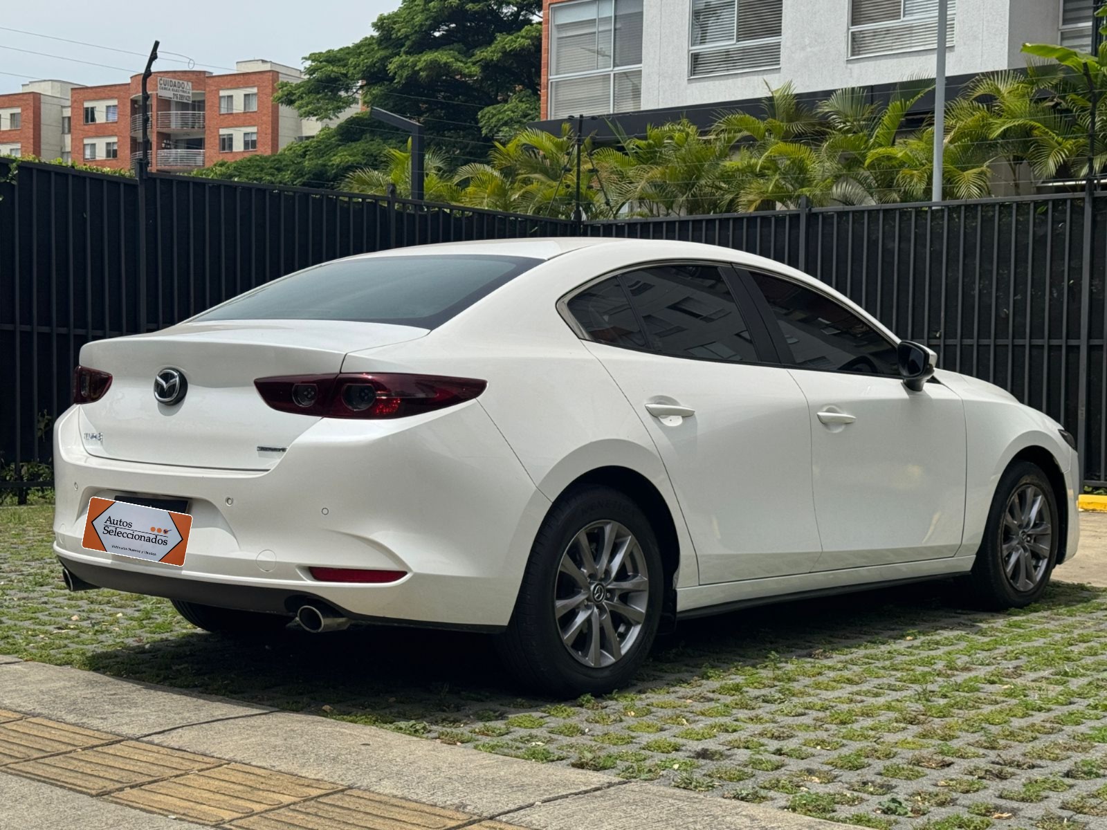 MAZDA 3 TOURING TP 2000CC 7AB 2021