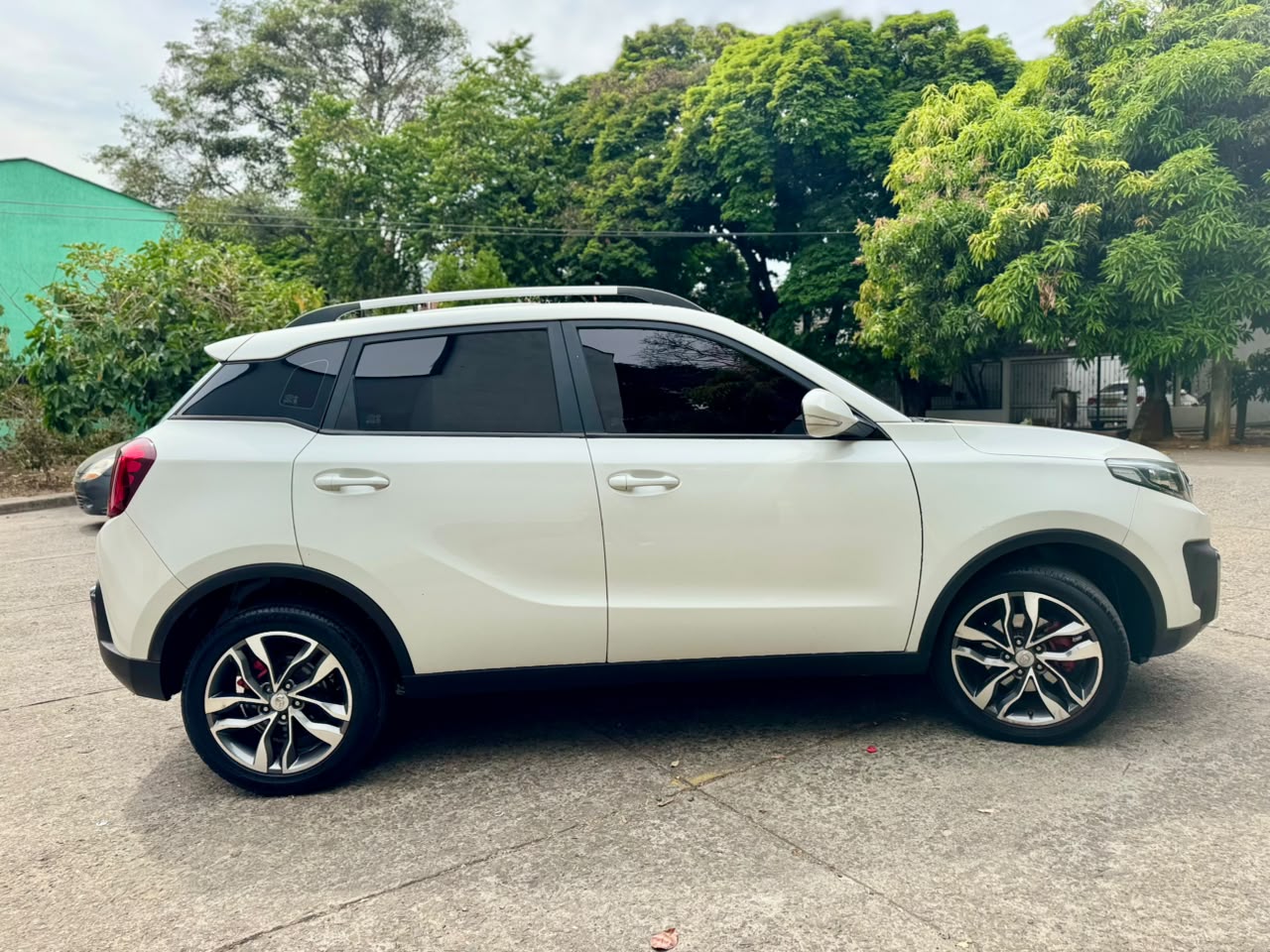 CHANGHE Q35 CH7152AB22 MT 1500CC 2AB ABS FE 2019