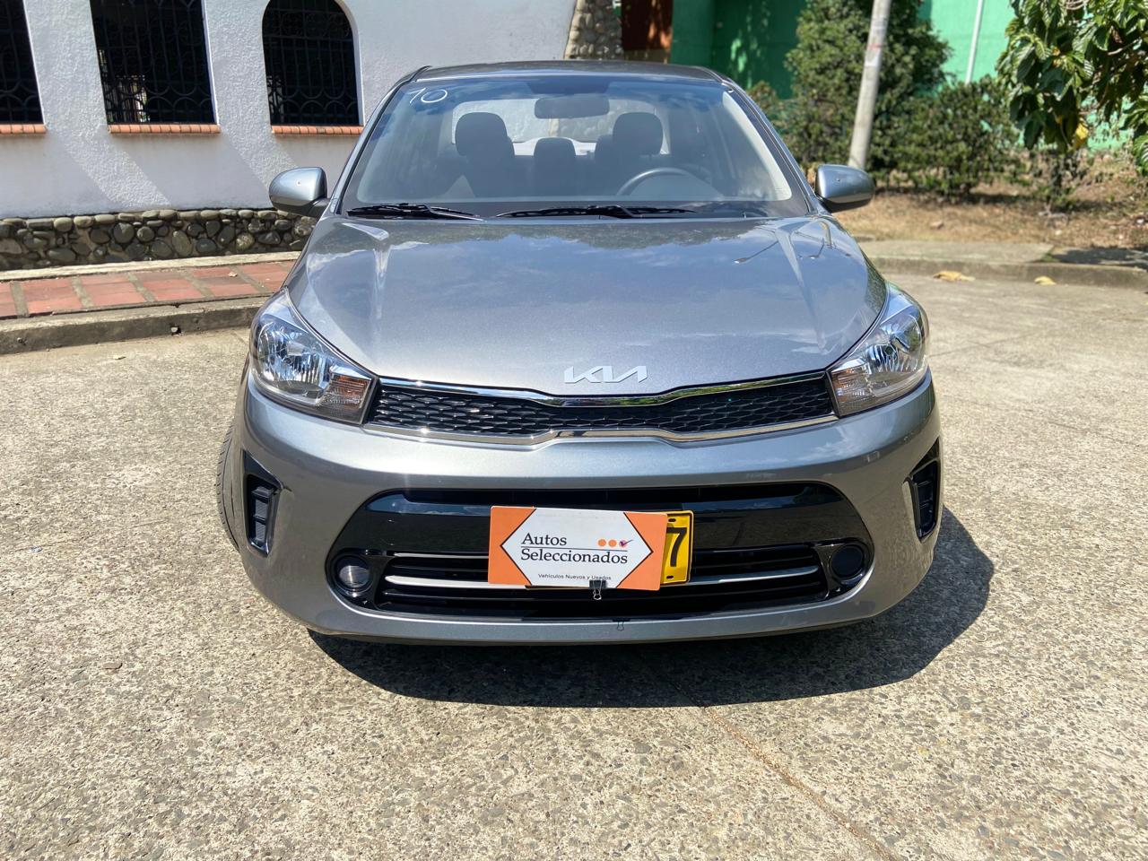 KIA SOLUTO EMOTION MT 1400CC 4P 2AB ABS 2026