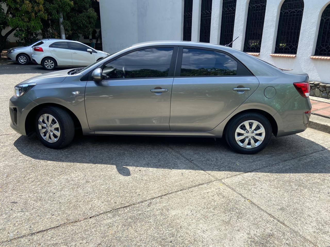 KIA SOLUTO EMOTION MT 1400CC 4P 2AB ABS 2026