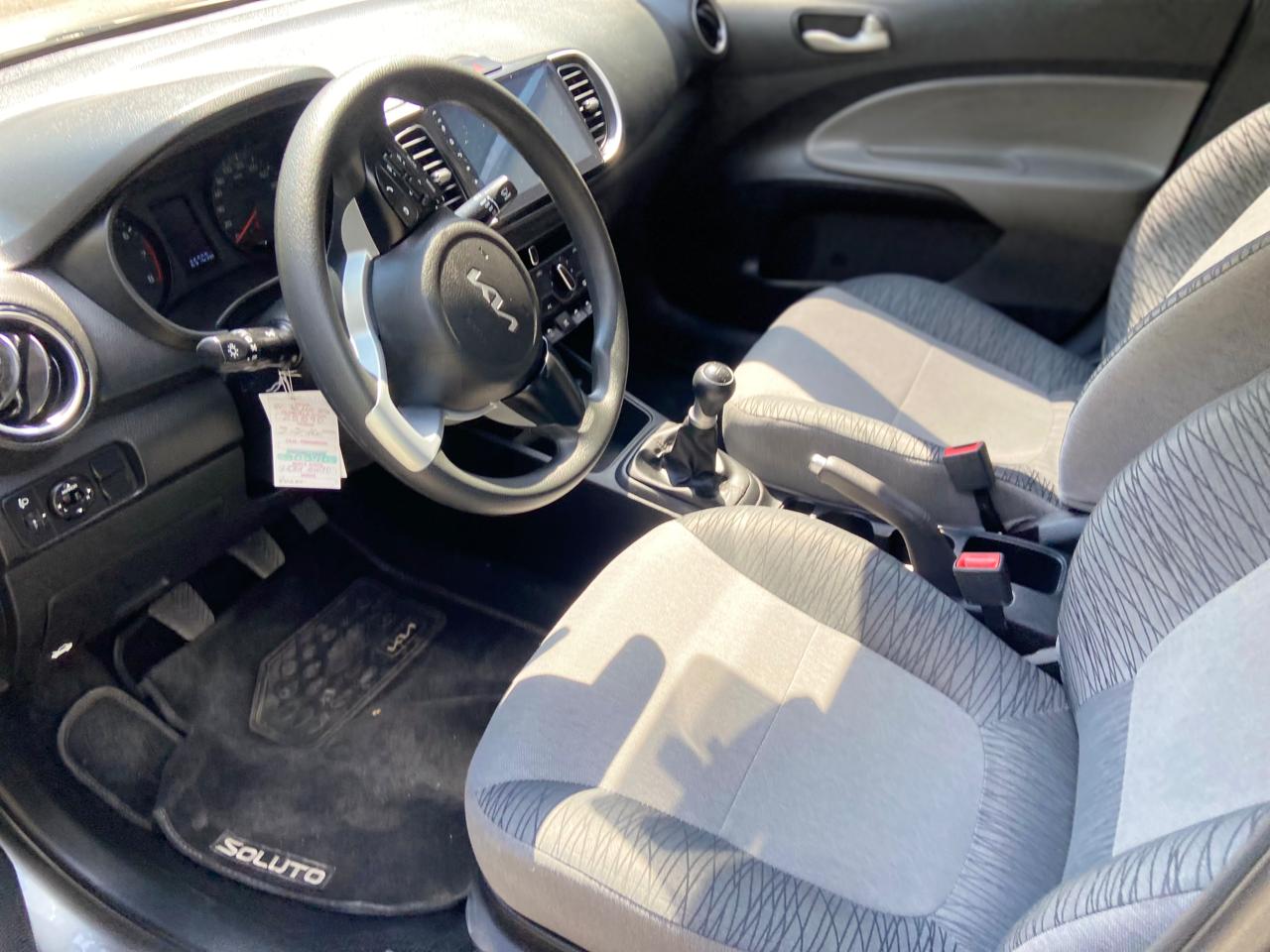 KIA SOLUTO EMOTION MT 1400CC 4P 2AB ABS 2026