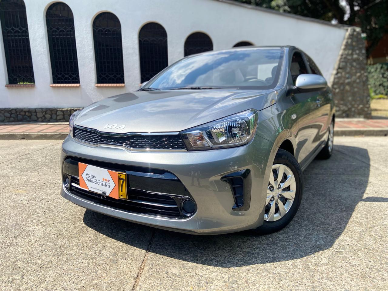 KIA SOLUTO EMOTION MT 1400CC 4P 2AB ABS 2026