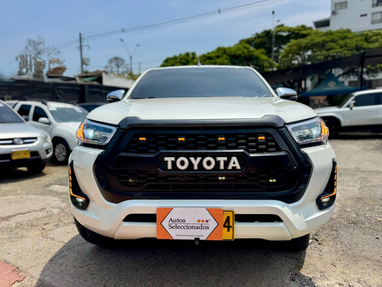 TOYOTA HILUX 2.4L AT 2400CC TD 7AB 4X4 2022