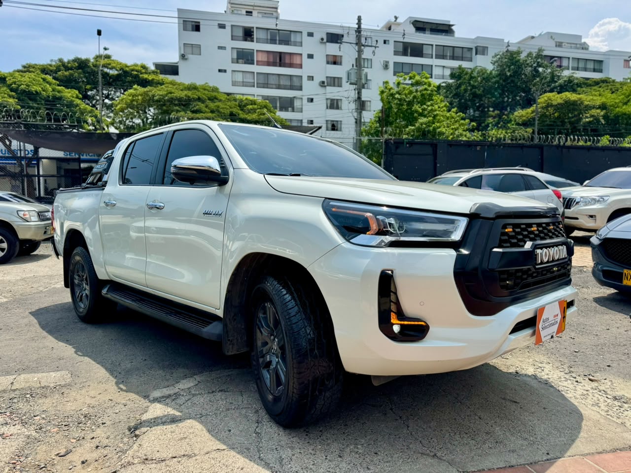 TOYOTA HILUX 2.4L AT 2400CC TD 7AB 4X4 2022
