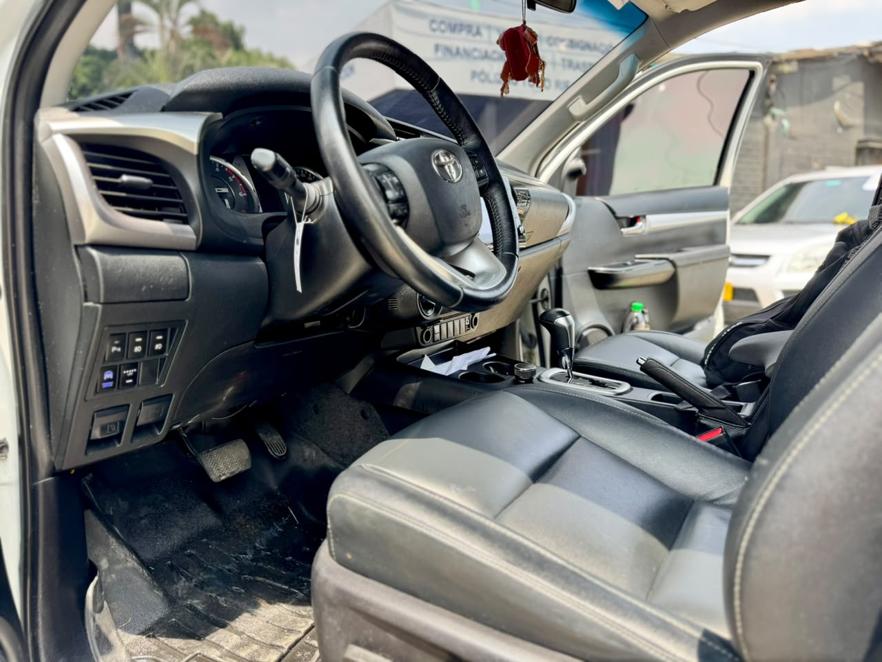 TOYOTA HILUX 2.4L AT 2400CC TD 7AB 4X4 2022