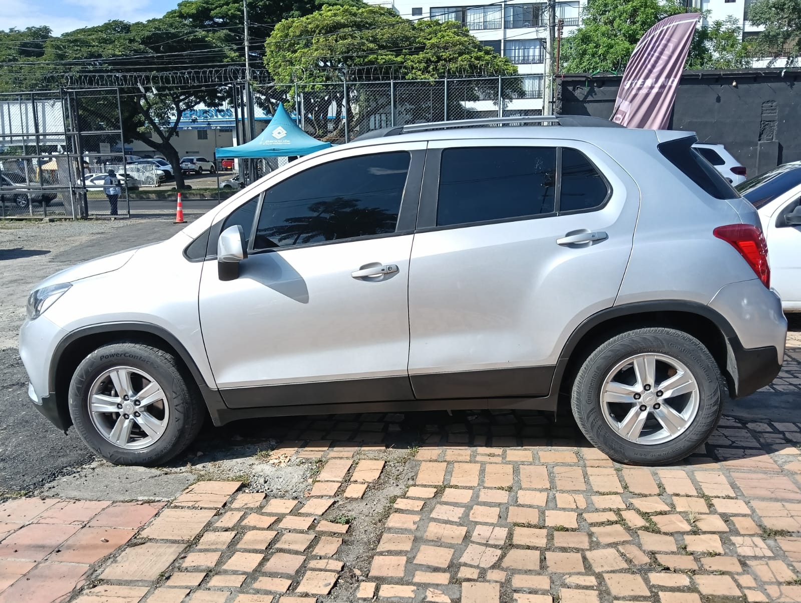 CHEVROLET TRACKER LS MT 1800CC 2017