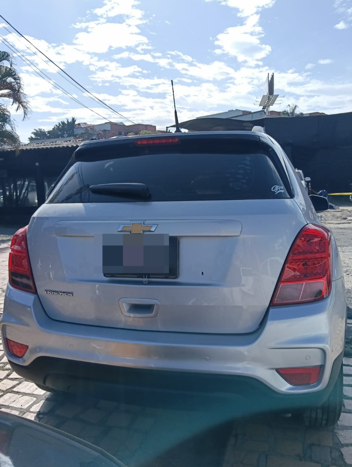 CHEVROLET TRACKER LS MT 1800CC 2017