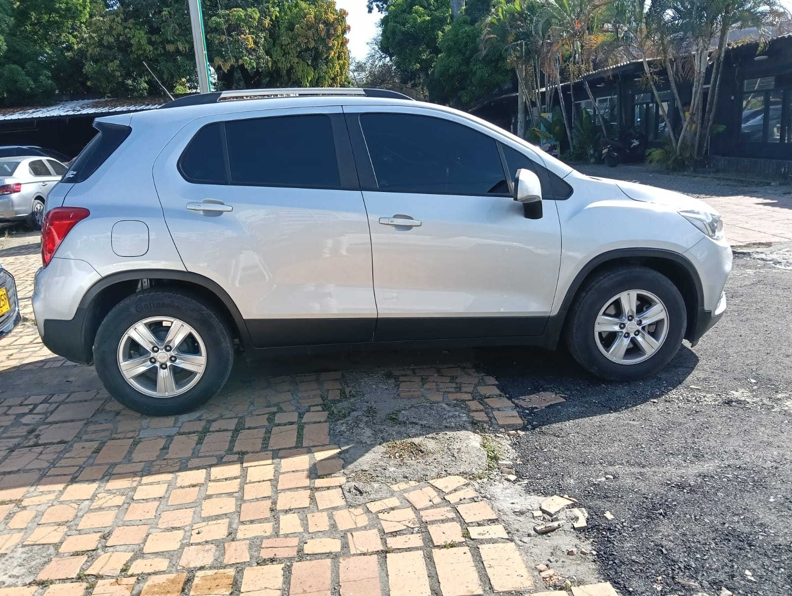 CHEVROLET TRACKER LS MT 1800CC 2017