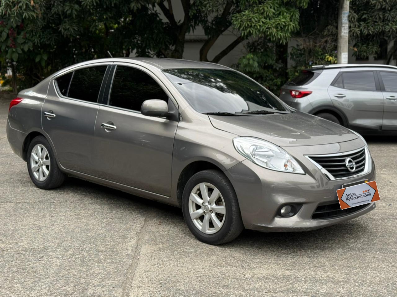 NISSAN VERSA ADVANCE AT 1600CC 2AB ABS 2014