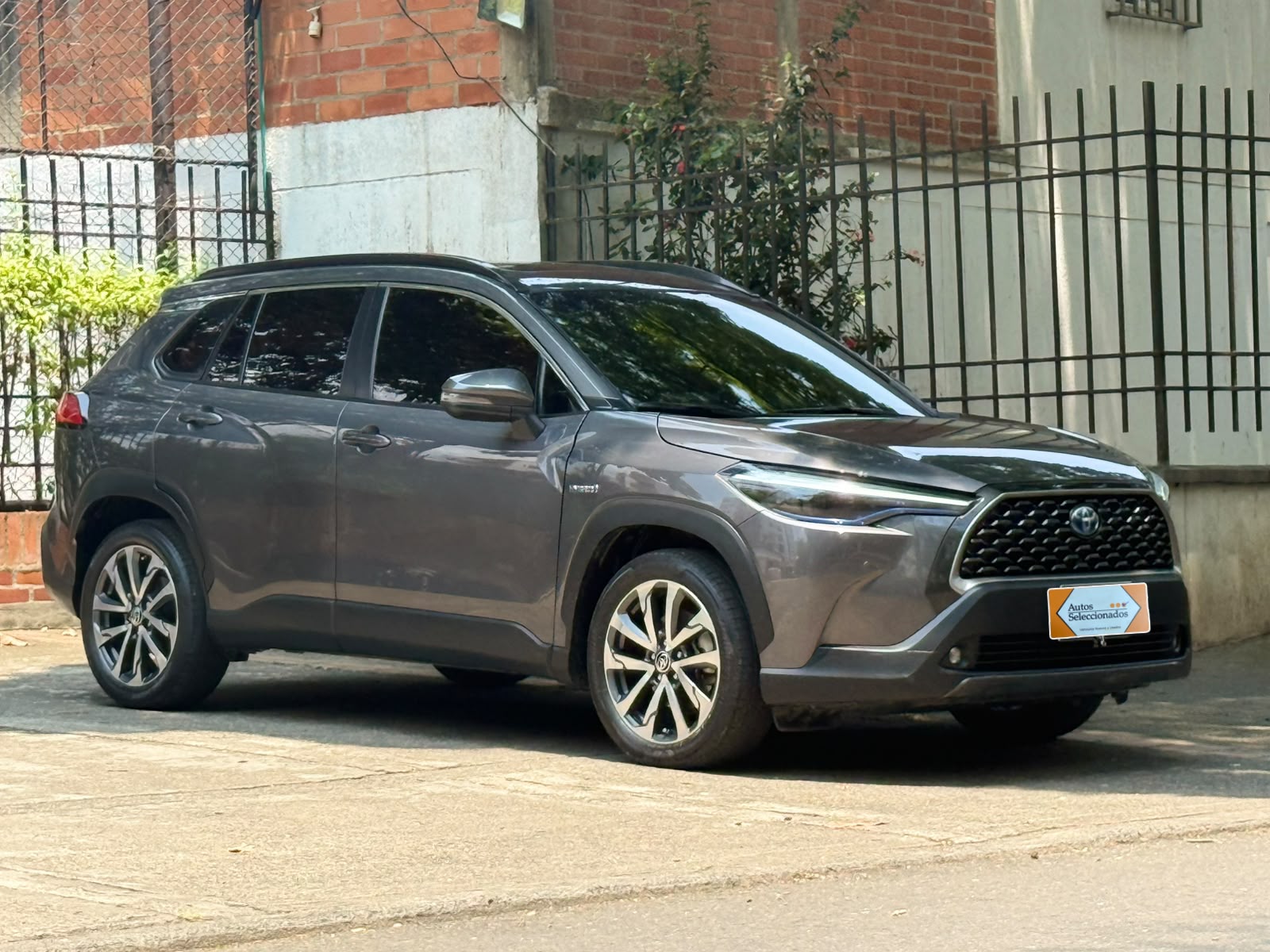 TOYOTA COROLLA CROSS SE-G HYBRID TP 1800CC 7AB 4X2 CT R18 2023